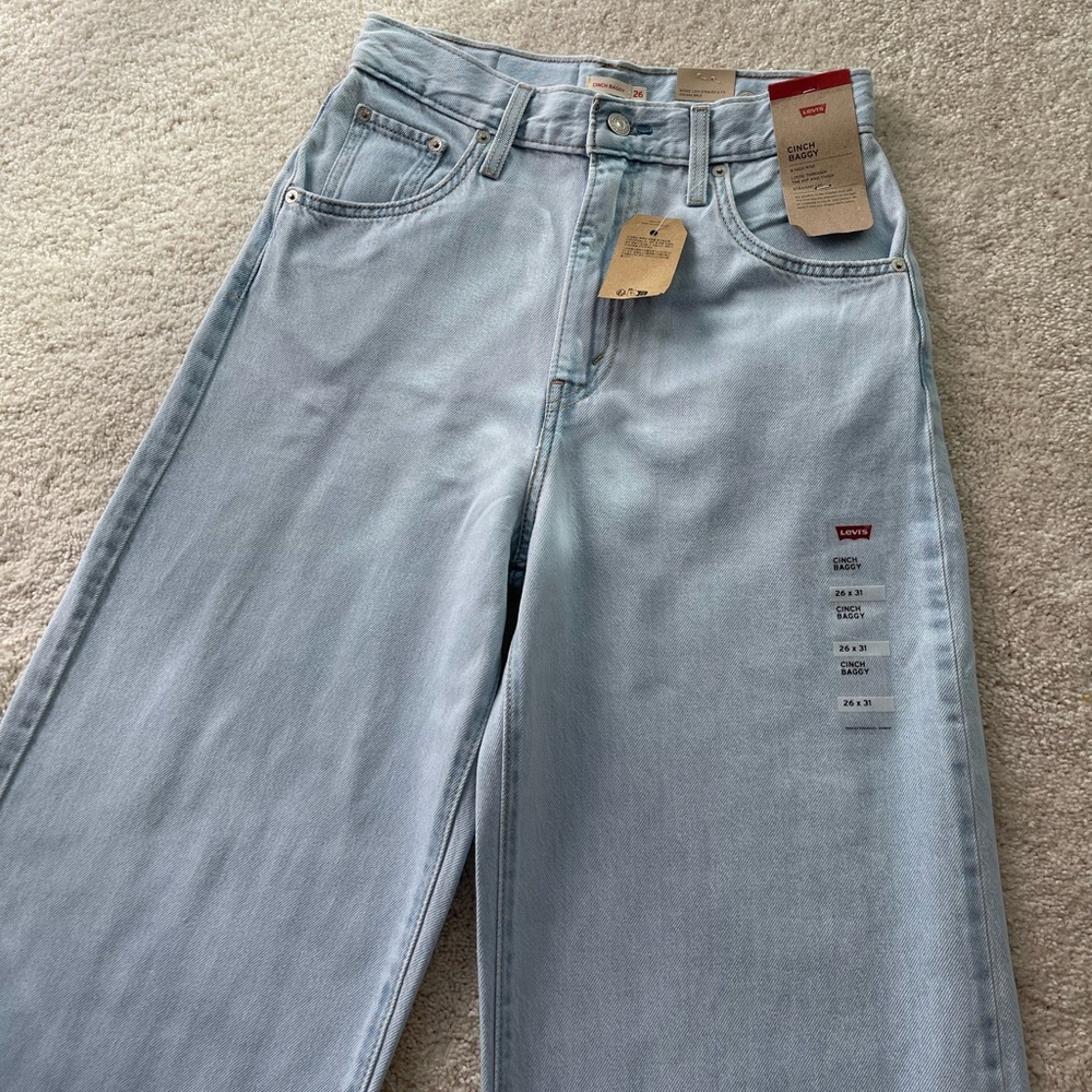 NWT Levi's Cinch Baggy High Rise Women's Jeans Size 26/31 - Picture 4 of 14